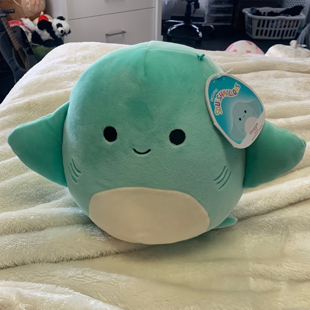 Maggie Squishmallow
